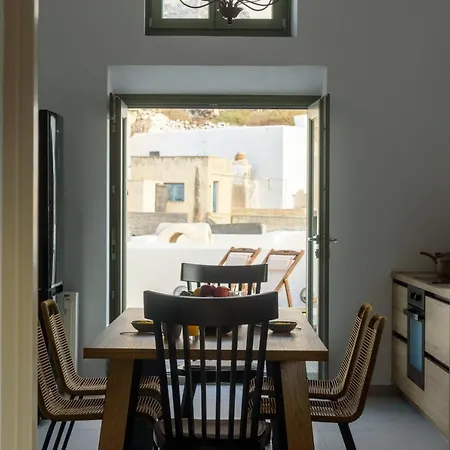 Tatil Evi Di Capo - Santorini Old Winery Luxury Akrotírion