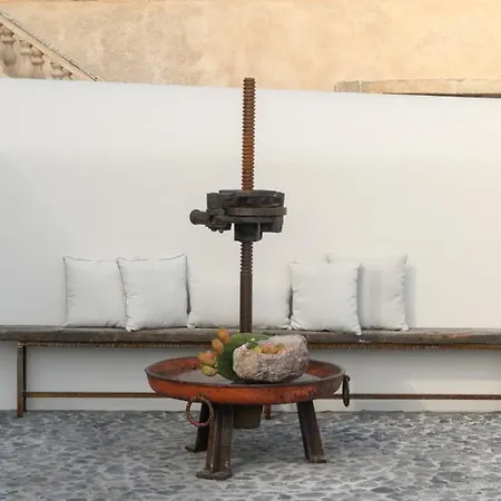 Di Capo - Santorini Old Winery Luxury Tatil Evi